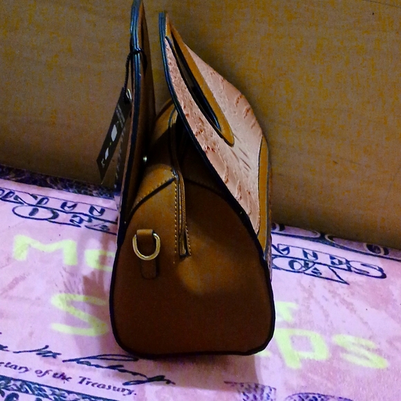 Beautiful Diophy Bag - Picture 7 of 7